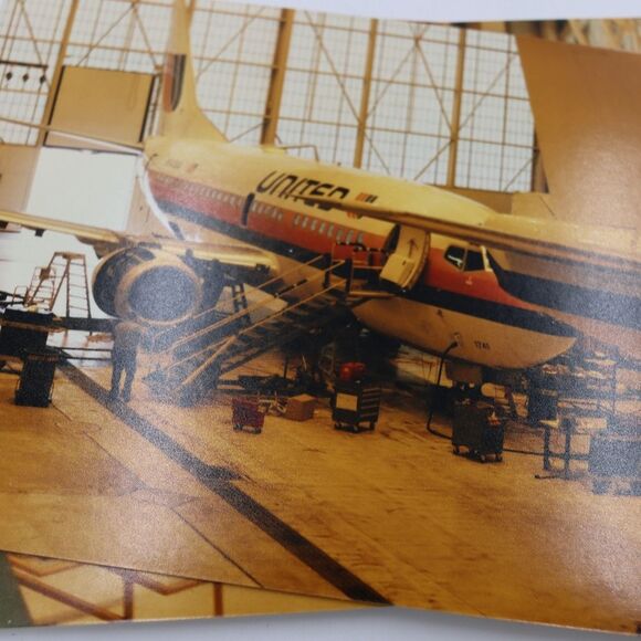Vintage Photography Aeronautics Airplane Factory Tour United Boeing 1998 - Picture 2 of 6